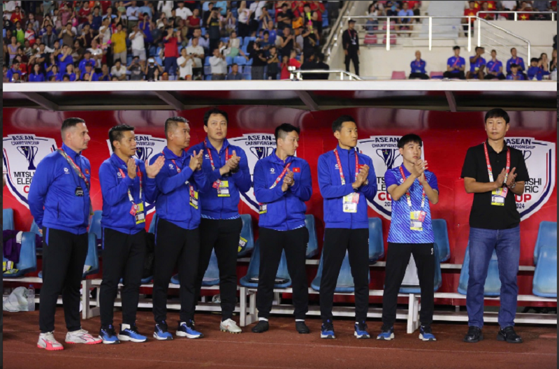 Vé trận ĐT Việt Nam vs ĐT Malaysia bị “thổi giá” chóng mặt: Chợ đen hét tới 2,8 triệu/cặp, gấp nhiều lần giá gốc