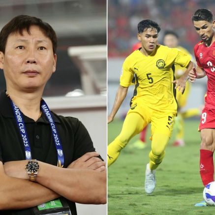 HLV Kim Sang Sik nhận cảnh báo, tân binh ĐT Việt Nam rơi vào tay Malaysia?
